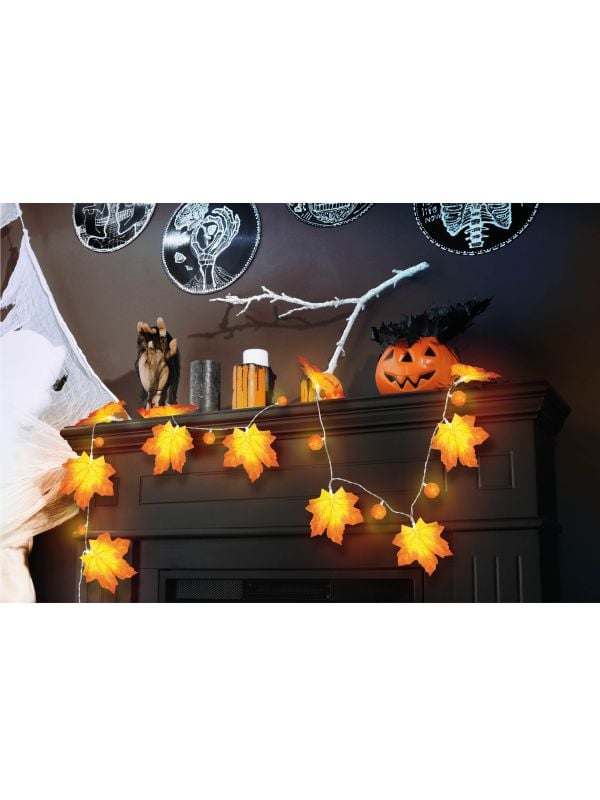 Halloween herfst lichtslinger met pompoen en bladeren