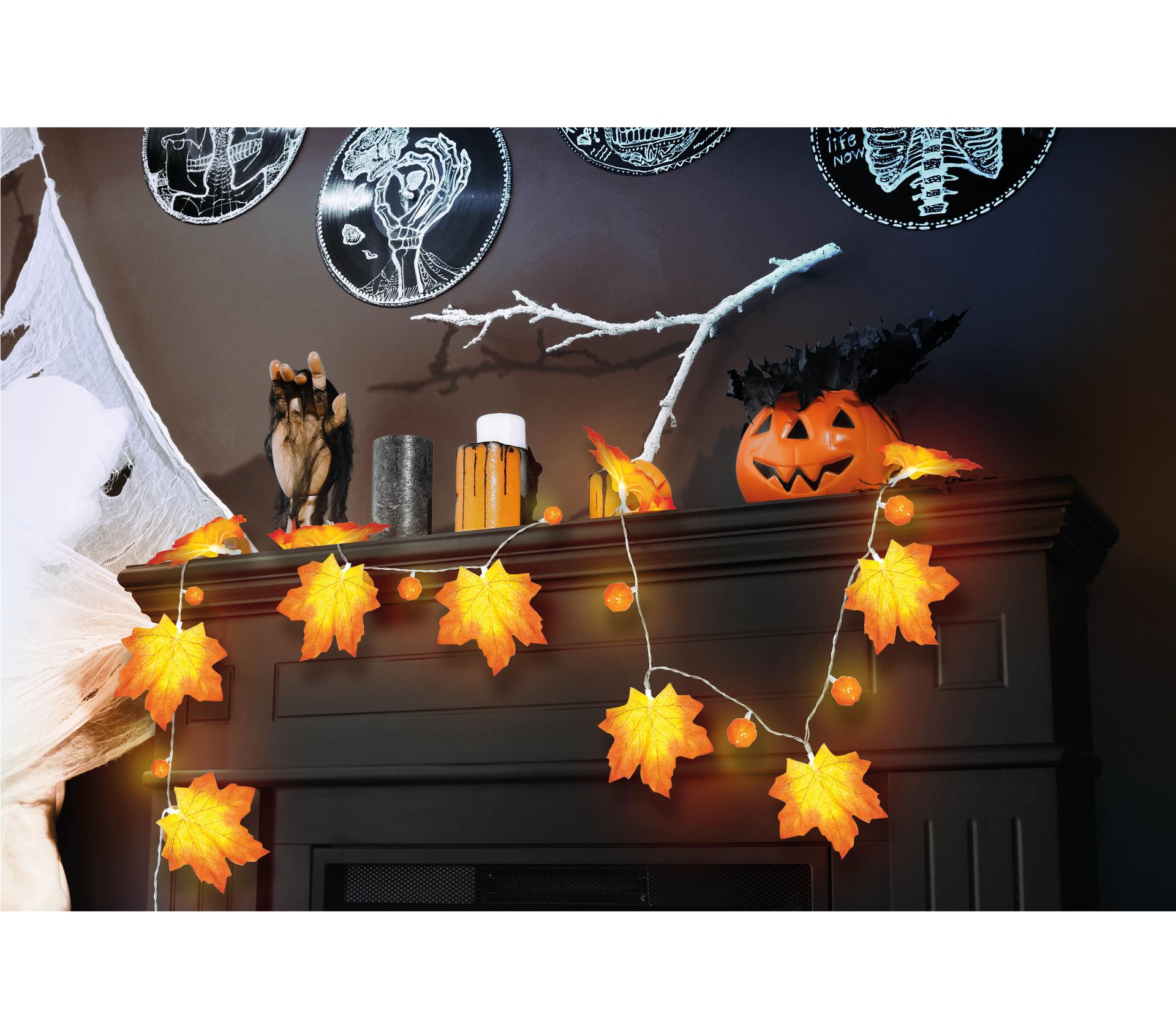 Halloween herfst lichtslinger met pompoen en bladeren